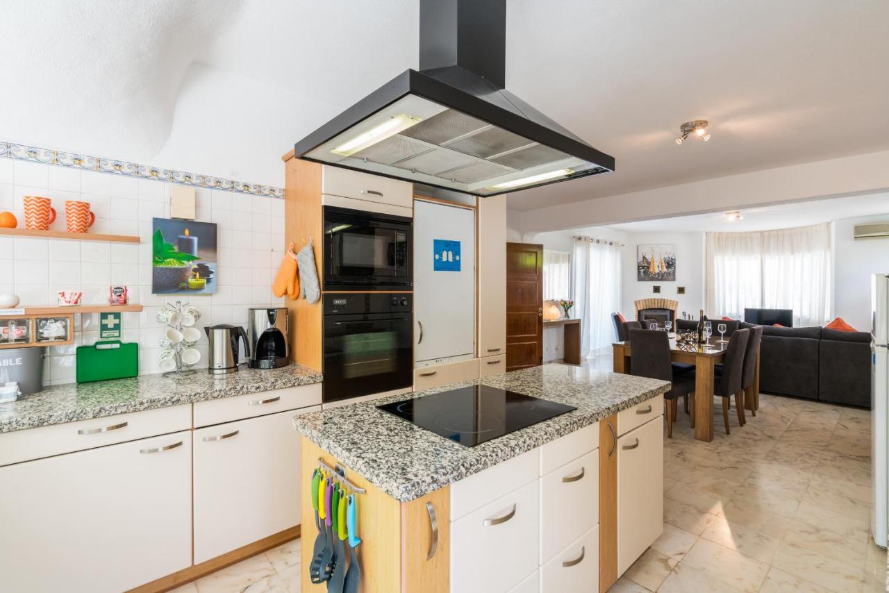 לואה Casa Laranja Three Bedroom Villa מראה חיצוני תמונה