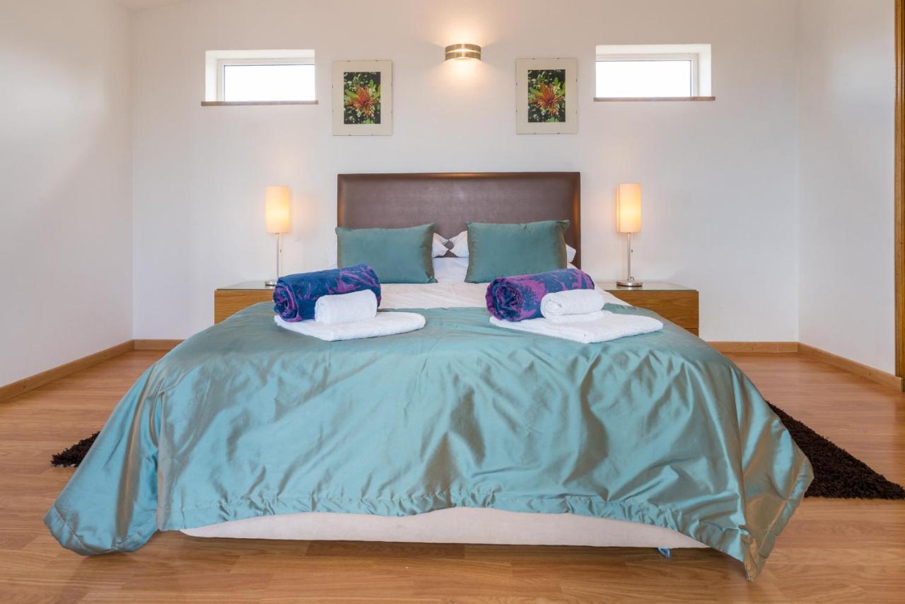 לואה Casa Laranja Three Bedroom Villa מראה חיצוני תמונה