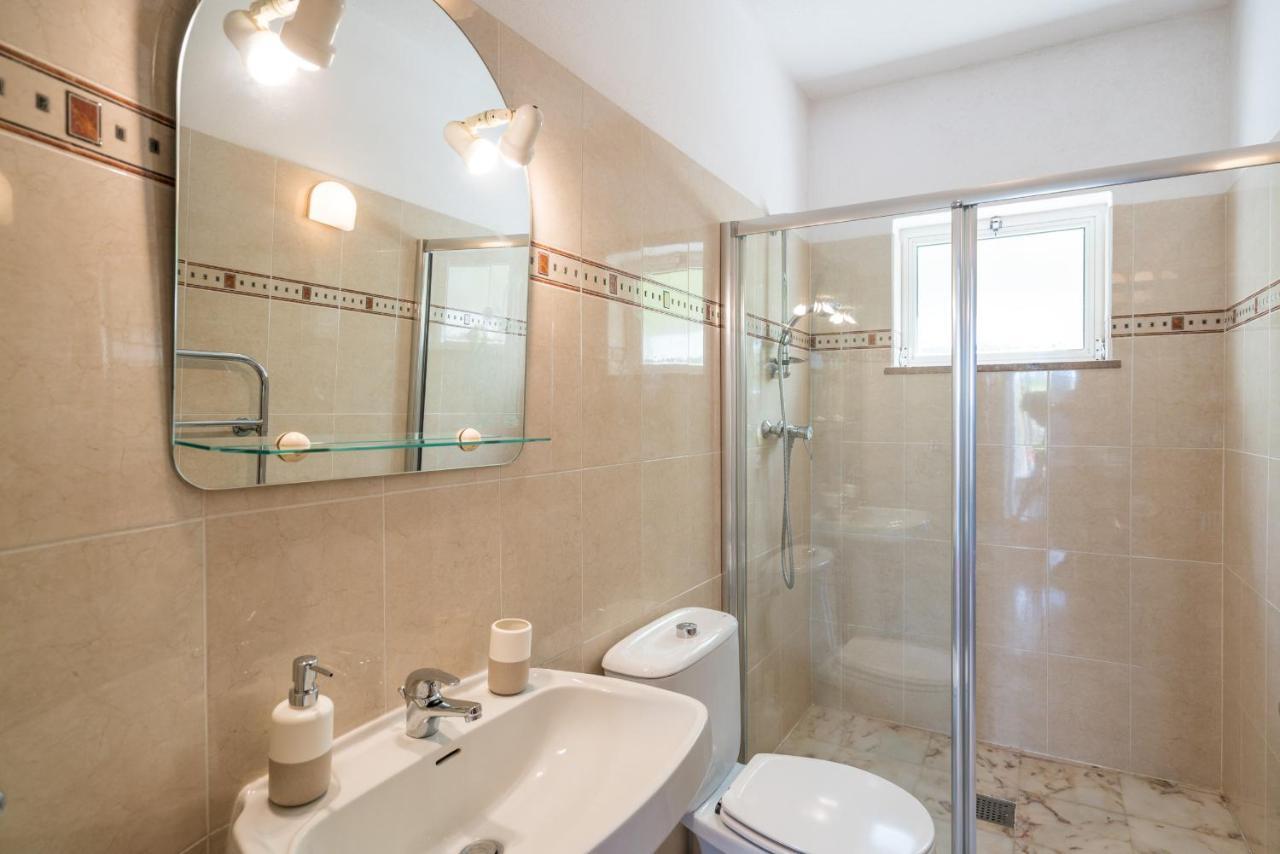 לואה Casa Laranja Three Bedroom Villa מראה חיצוני תמונה
